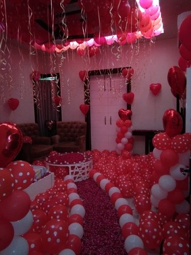 surprise romantic deco 24june2021 2